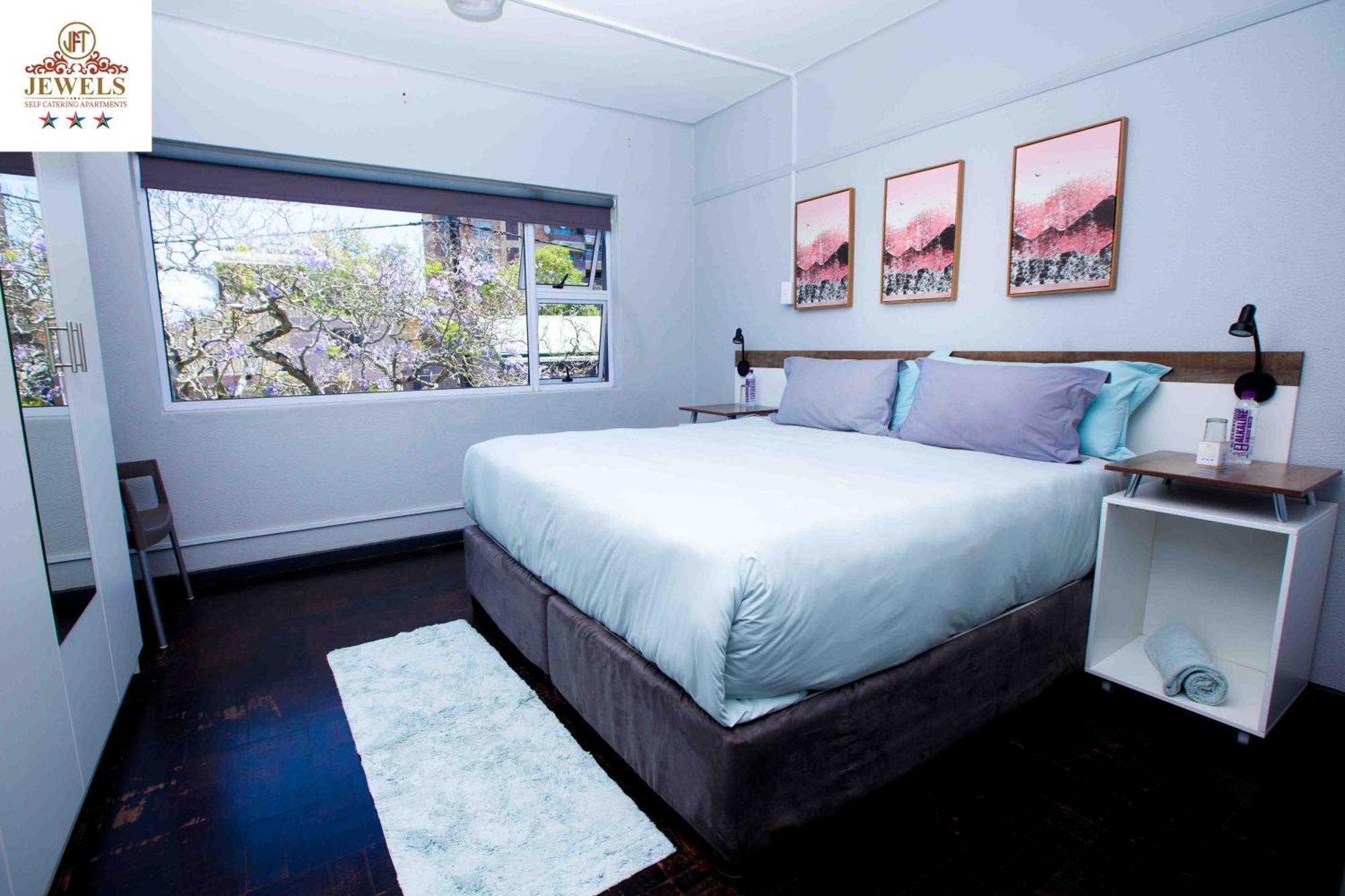 Bed and Breakfast JFT self catering units East London Exterior foto